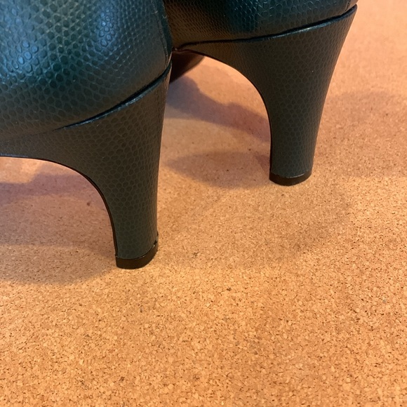 Chadwick’s Green Shoes 6 1/2 M - Picture 7 of 9